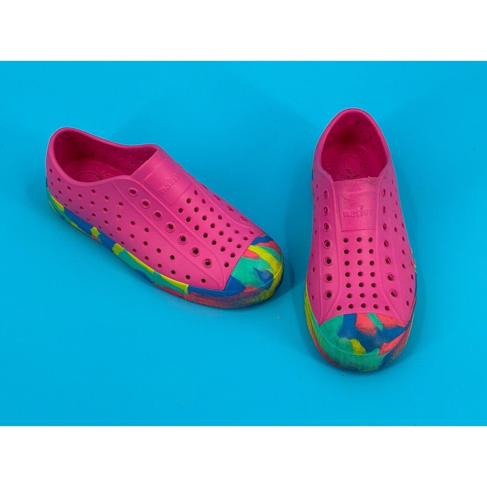 Native Shoes Jefferson J1 Hot Pink Multicolor Camo Slip On Water Shoes Kids